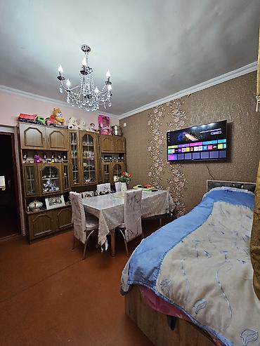 bakıda: Bakıxanov qəs. 3 otaqlı, 85 kv. m, Kredit yoxdur, Orta təmir — 4