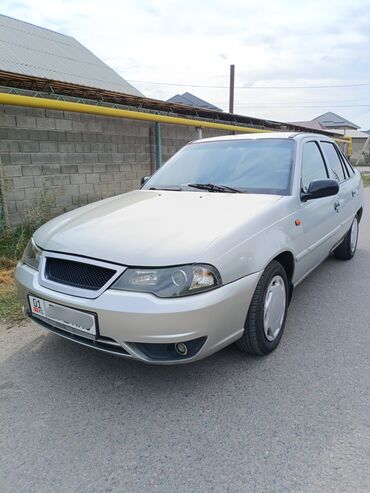 Daewoo: Daewoo Nexia: 2008 г., 1.6 л, Механика, Бензин, Седан