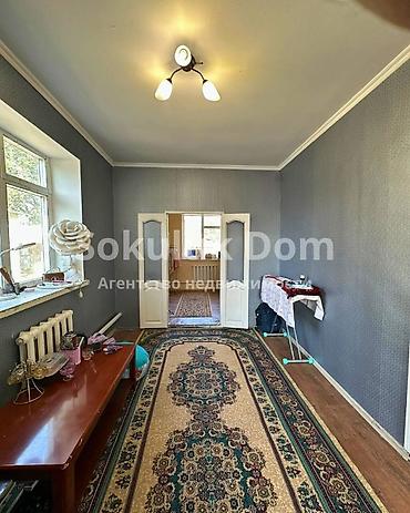 Продажа коттеджей и домов: 🏠Продается дом в с. Сокулук от трассы 200 метров, верхняя зона 🟡 — 6