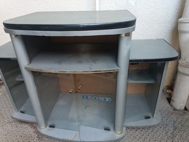 dam örtü: Прямой ТВ стенд, С полками, Стеклянный