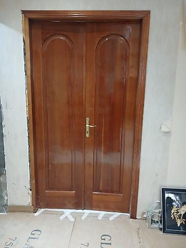 arka: Qonaq otağı üçün İşlənmiş Otaq qapısı Çərçivə ilə, Ünvandan götürmə — 3