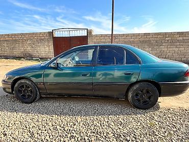 Opel: Opel Omega: 2 l | 1995 il 232555 km Sedan — 4