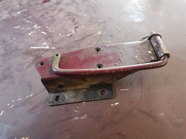 Auto delovi: Drzac prednje haube Lada 21213,21214 Niva br.1. Polovno, ocuvano — 8