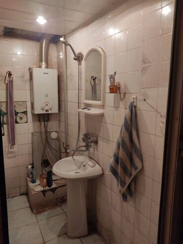 Köhnə tikili: Bakı, 2 otaqlı, Köhnə tikili, m. Həzi Aslanov, 40 kv. m — 2