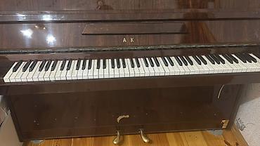 piano dersi: AKKORD piano satılır. Tünd qəhvəyi, parlaq dizaynı ilə həm ifa, həm — 1
