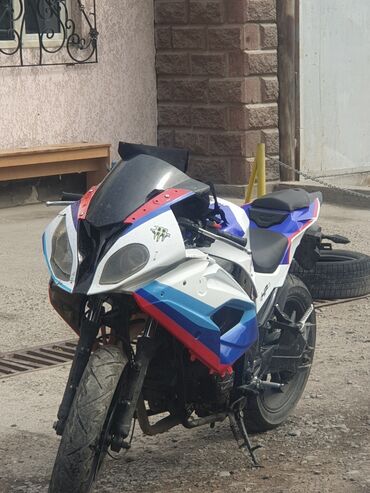 мото зит: Спортивный мотоцикл в обвесе под BMW S1000RR - Кузовные панели с