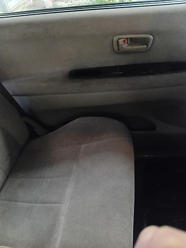 castrol on ev d2: Toyota Ipsum: 2000 г., Бензин, Минивэн — 9