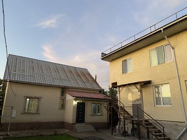 куплю дом в буденовке: Представляем: - двухэтажный дом + коммерческое двухэтажное здание для