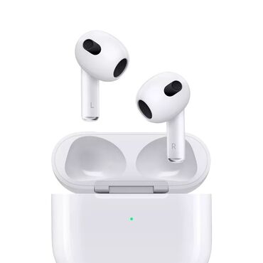 airpods 3 кейс: Продаю оригинальный кейс от AirPods 3, наушники потеряла, но имеется