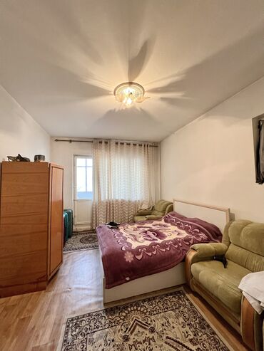 снять квартиру в токмаке запорожская область: 1 комната, 34 м², 105 серия, 3 этаж, Старый ремонт