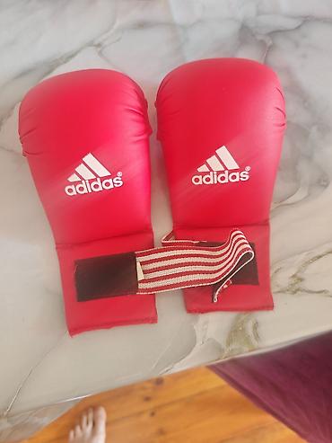 elcek satisi: Məhsul: Adidas karate/taekvondo əlcəkləri (qırmızı) Xüsusiyyətlər: - — 1