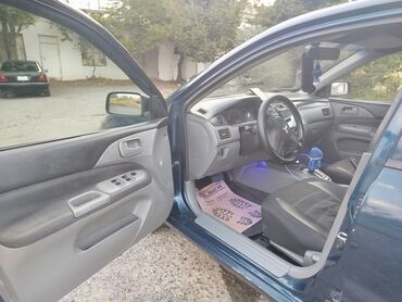 Mitsubishi: Mitsubishi Lancer: 1.3 l | 2006 il 300000 km — 2