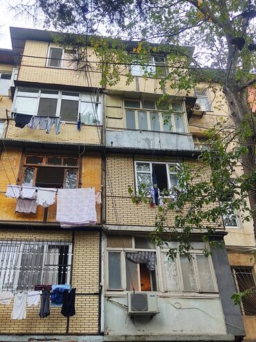 buzovnada 1 otaqli bina evleri: 4-cü mikrorayon, 2 otaqlı, Yeni tikili, m. Memar Əcəmi, 41 kv. m