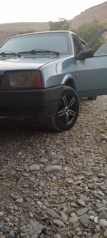 ВАЗ (ЛАДА): ВАЗ (ЛАДА) 21099: 2003 г., 1.5 л, Механика, Газ, Седан — 3