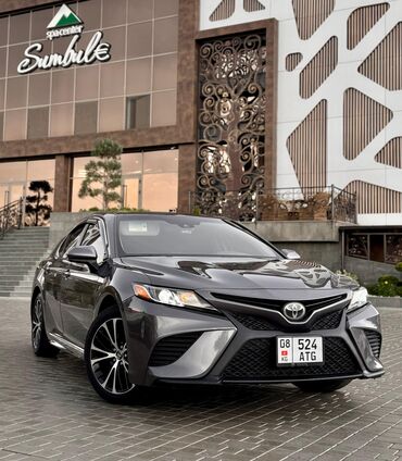 тойота королла 2018: Автомобиль Toyota Camry год 2018 объем 2.5 бензин лёгкий Карфакс седан