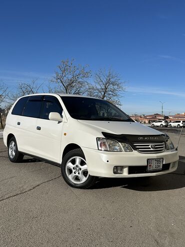 Toyota: Toyota Gaia: 2001 г., 2 л, Автомат, Бензин, Минивэн