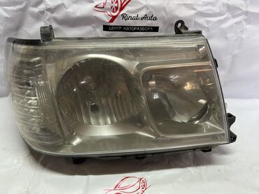 хрустальные вазы: Алдыңкы оң фара Toyota 2005 г., Колдонулган, Оригинал, Жапония