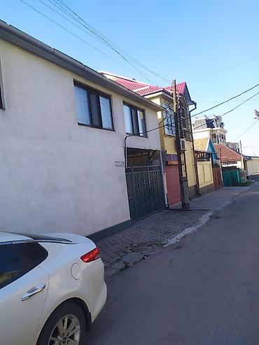 Долгосрочная аренда домов: 180 м², 7 комнат — 7