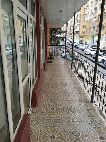 Digər kommersiya daşınmaz əmlakı: Həzi Aslanov metrosunun yaxınlığında 2-ci mertebede yerləşən kurs — 9