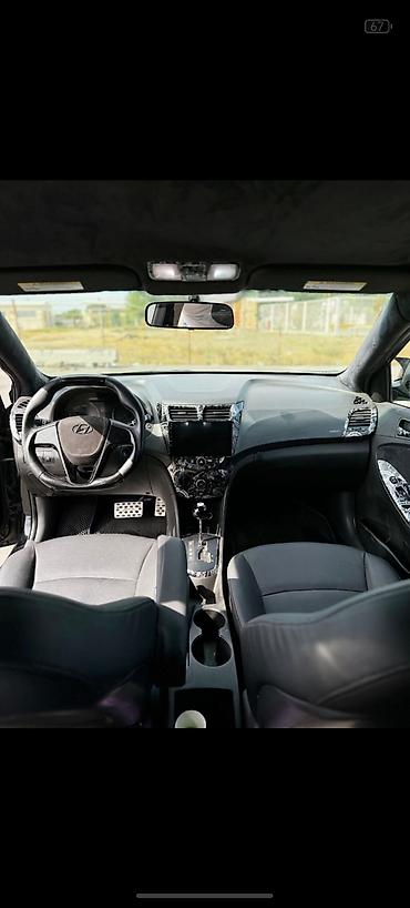 hyundai accent 2017: Hyundai Accent: 1.6 l | 2017 il Sedan — 5