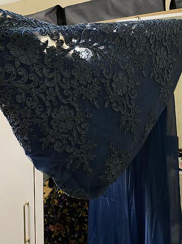 Танцевальные платья: Бальное платье, Длинная модель, цвет - Голубой, L, В наличии at lalafo.kg — 23 Танцевальные платья: Бальное платье, Длинная модель, цвет - Голубой, L, В наличии — 23