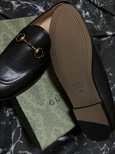 Мокасины и лоферы: Gucci loafers новые 38 размер Качество lux Заказывала себе,ошиблась