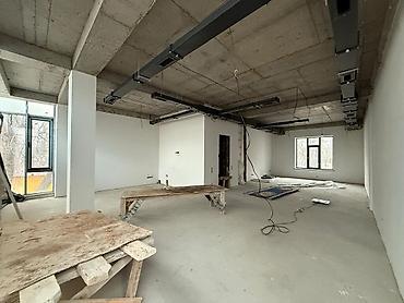 Аренда зданий: Современное отдельно стоящее здание с панорамным остеклением - Тип — 27