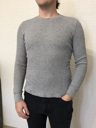 свитер военный: Продам мужской джемпер H&M в отличном состоянии размера S серого