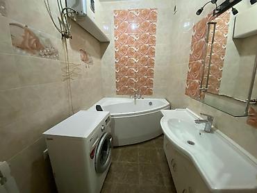 адна комнатная квартира: Сдается просторная 2-х комнатная квартира в элитном доме. Во дворе — 6