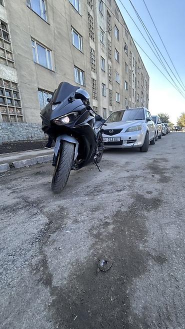 Спортивный мотоцикл Yamaha R3 Все в идеале масло не жрет Мотор