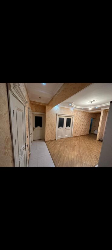 cəlilabad daşınmaz əmlak: Ev 8 ci mikr qosha lukoila yaxin yerde yerleshir evin yaninda baxcalar