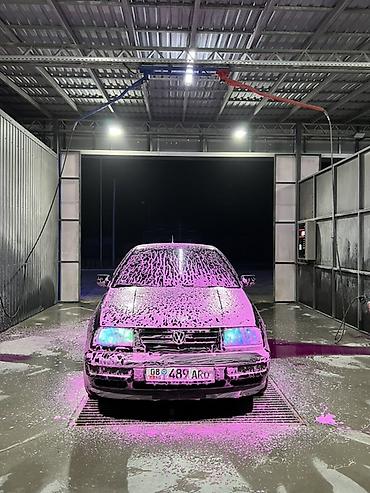 Volkswagen: Volkswagen Vento: 1997 г., 1.8 л, Механика, Бензин, Седан — 2