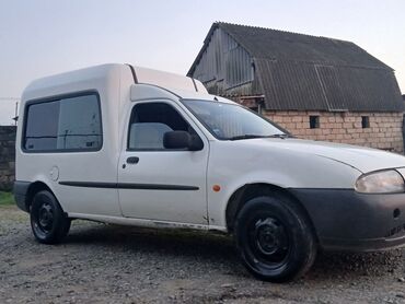 Ford: Ford Escort: 1.8 l | 1998 il 15000 km Van body type — 6