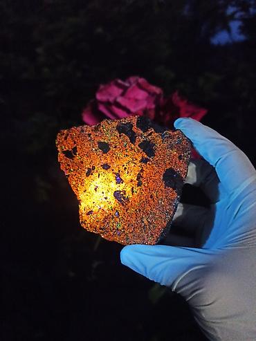 Digər kolleksiyalar: UV Floresan Nadir Kolleksiya Mineral 💎 Satılır Həm Brilyant qədər -da lalafo.az — 1 Digər kolleksiyalar: UV Floresan Nadir Kolleksiya Mineral 💎 Satılır Həm Brilyant qədər — 1