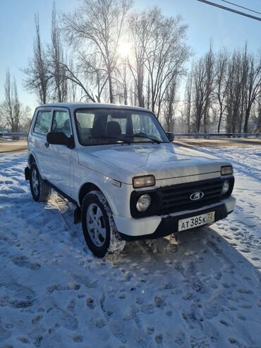 продаю или меняю на малолитражку: ВАЗ (ЛАДА) 4x4 Нива: 2018 г., 1.7 л, Механика, Бензин, Внедорожник