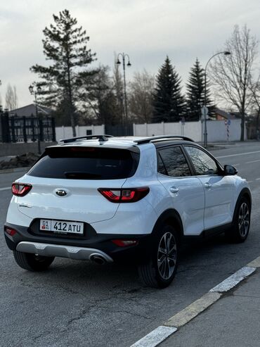 Kia: Kia Stonic: 2018 г., 1.6 л, Автомат, Дизель, Хэтчбэк — 3