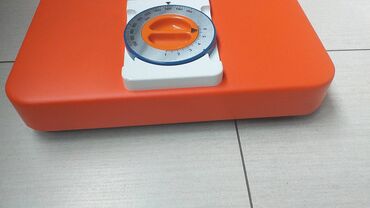 Ostali uređaji: Vaga telesna mehanička vaga 
Visinomer 4500 — 10