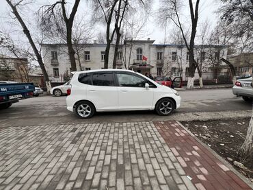 Honda: Honda Fit: 2003 г., 1.3 л, Бензин, Хэтчбэк — 8