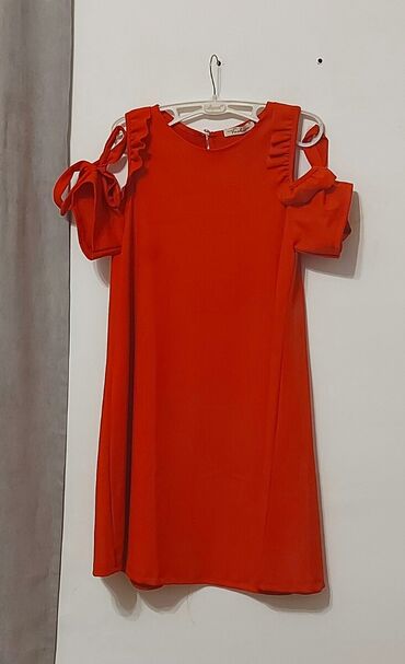 haljine od mokre likre: S (EU 36), M (EU 38), color - Red, Other style, Short sleeves