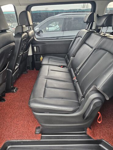 Hyundai: Hyundai Staria: 2022 г., 2.2 л, Типтроник, Дизель, Минивэн — 21