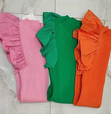 iris: Roze 1 
Crna 1
Narandžasta 2 
Zelena 1

1350 din🆕🆕 — 2