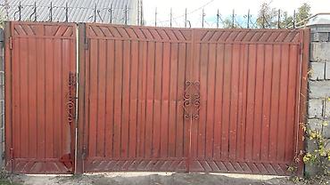 ПРОДАЮ Металлические распашные ворота с калиткой - Материал: стальной