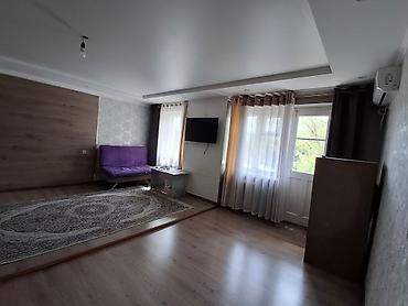 свердловский: 🏡 Продаётся 2-комнатная возле Свердловского соцфонда 📐 Площадь 41,5 — 3