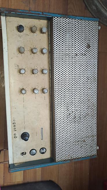 Səs avadanlığı: Vermona Regent 60 – vintage səs gücləndiricisi Xüsusiyyətlər: - — 2
