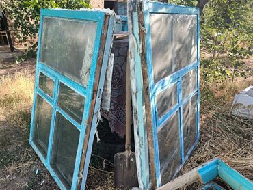 деревянные жалюзи на окна: Продаю старые деревянные окна. 6 штук. Подойдут для сарая. Отдам за