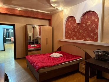 Uzunmüddətli kirayə mənzillər: Evdə bir işləyən xanım yaşayır bir işləyən xanım axtarılır.Ev — 8