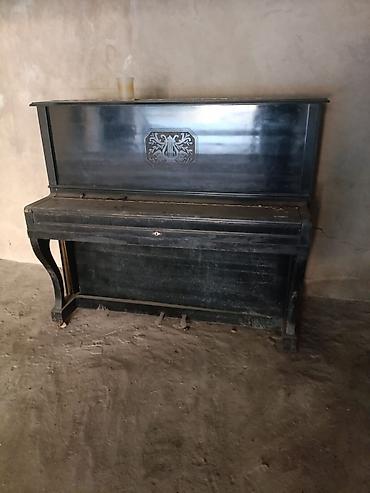 Pianino Belqrus Gorunduyu kimidi Restavrasiyaya ehtiyaci var,tozludu lalafo.az -da Pianino Belqrus Gorunduyu kimidi Restavrasiyaya ehtiyaci var,tozludu