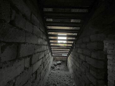 Həyət evləri və villaların satışı: 8 otaq, 376 kv. m, Təmirsiz — 2