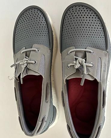 pull and: Мужские кроссовки, 39, 39.5, 40, Crocs, Б/у, цвет - Серый, Самовывоз, Платная доставка — 1
