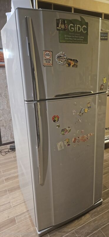 Separatorlar: 2 qapılı Toshiba Soyuducu Satılır, rəng - Boz